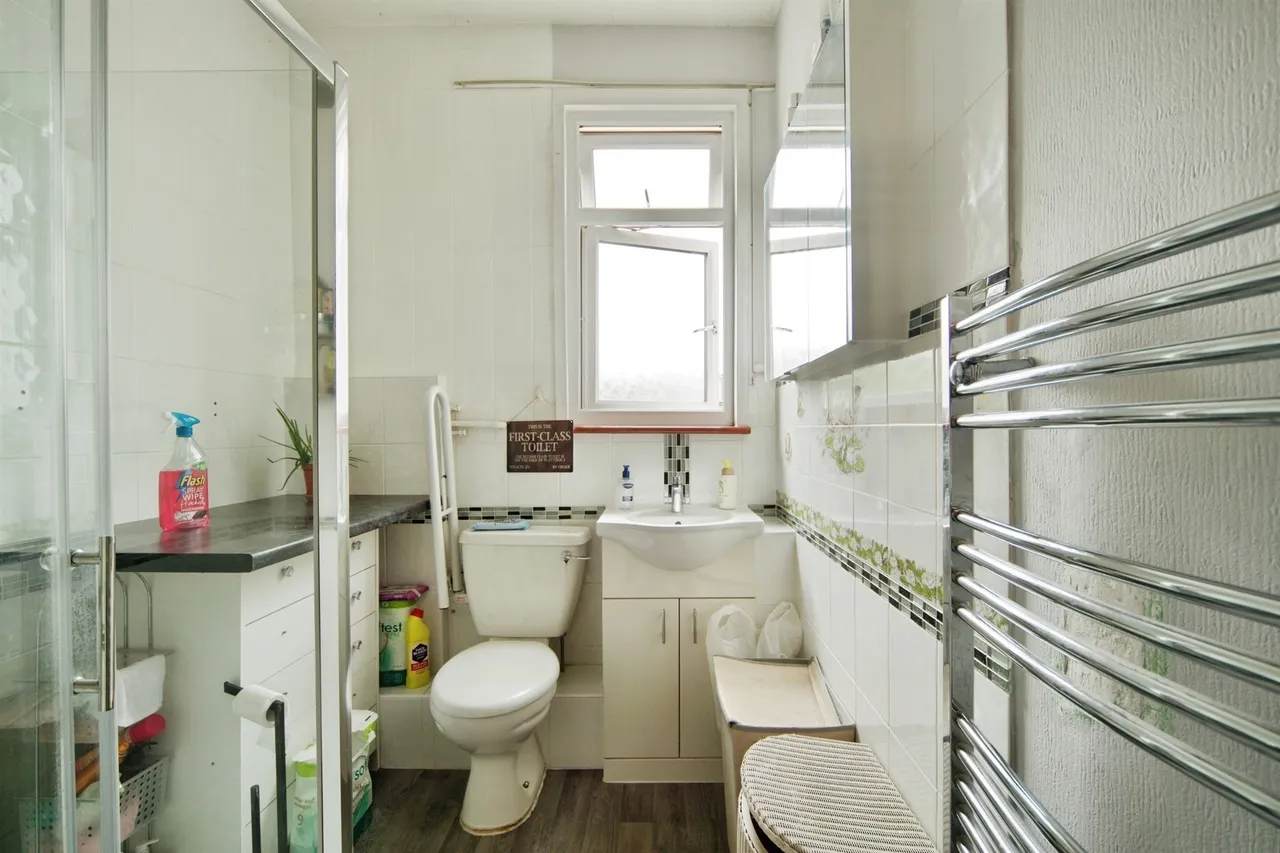 Rancliffe Road, London, E6, photo 13