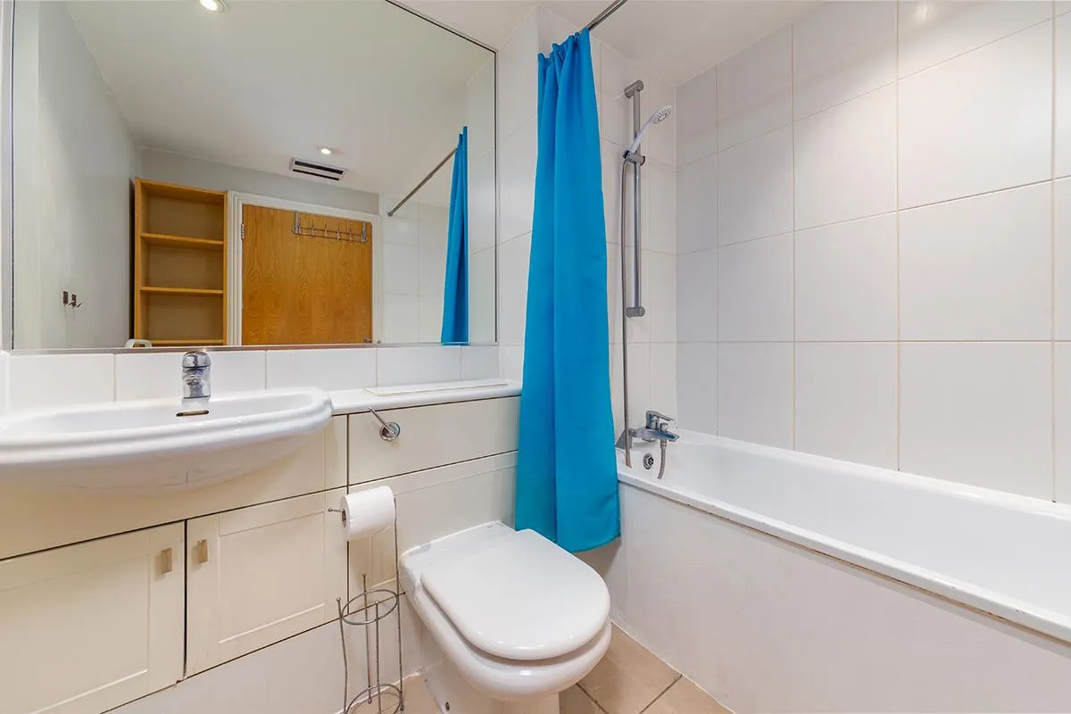 Mansell Street, London, E1, photo 11
