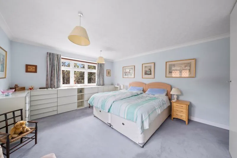 Chalgrove Road, Sutton SM2 5JT, photo 13