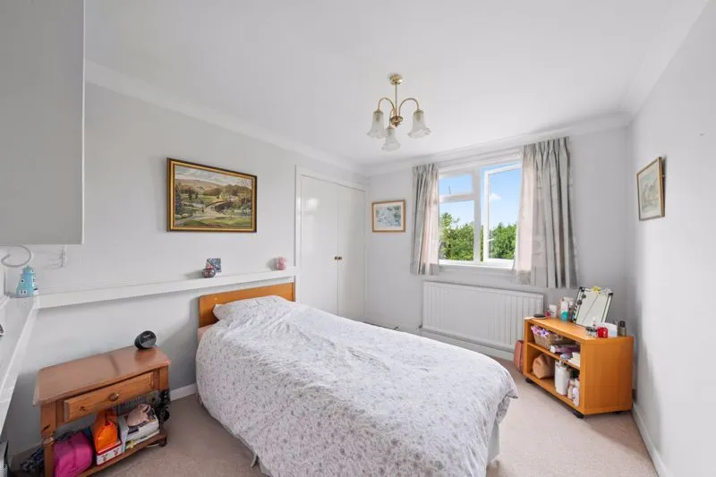 Chalgrove Road, Sutton SM2 5JT, photo 16