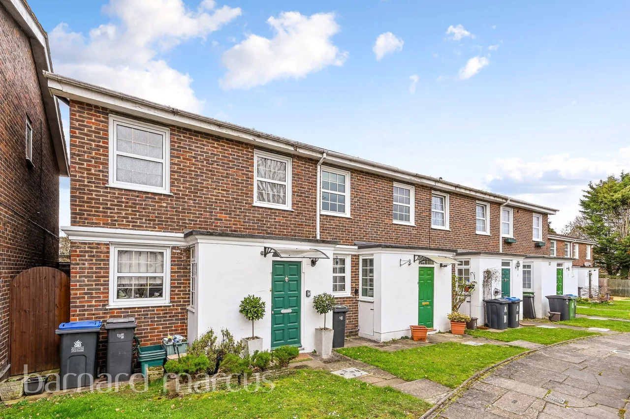 3 bed house to rent — Spinney Close, New Malden