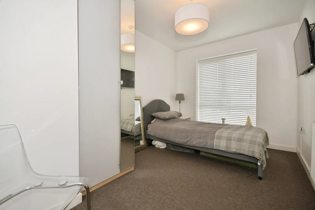 Merton Lane, Sheffield, photo 9