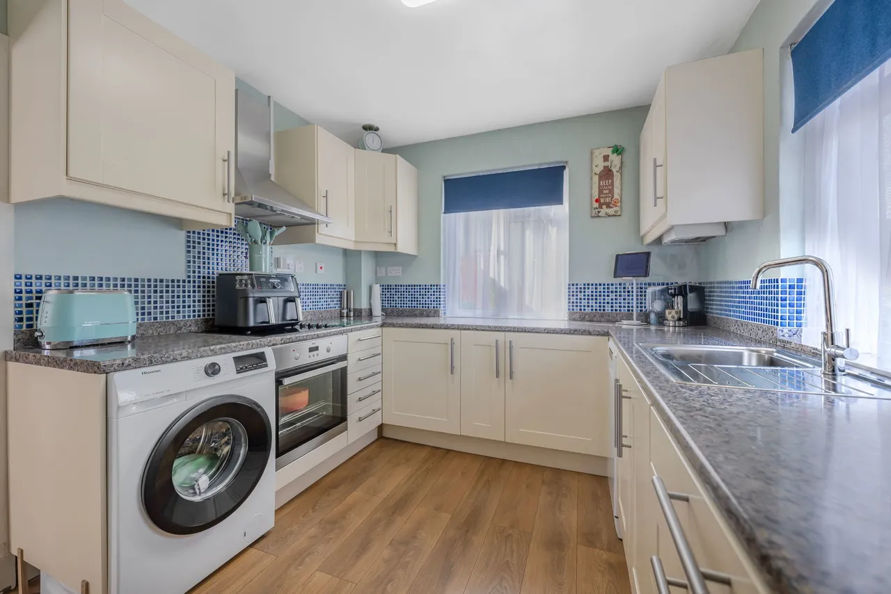 Beecroft Way, Dunstable, photo 7
