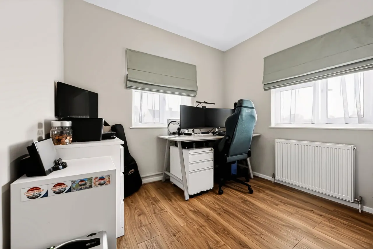 Beecroft Way, Dunstable, photo 15