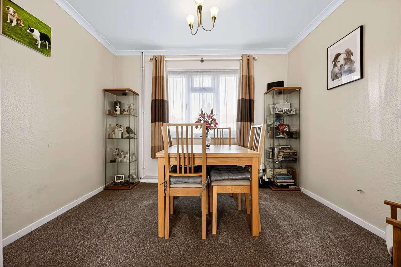 Beecroft Way, Dunstable, photo 28
