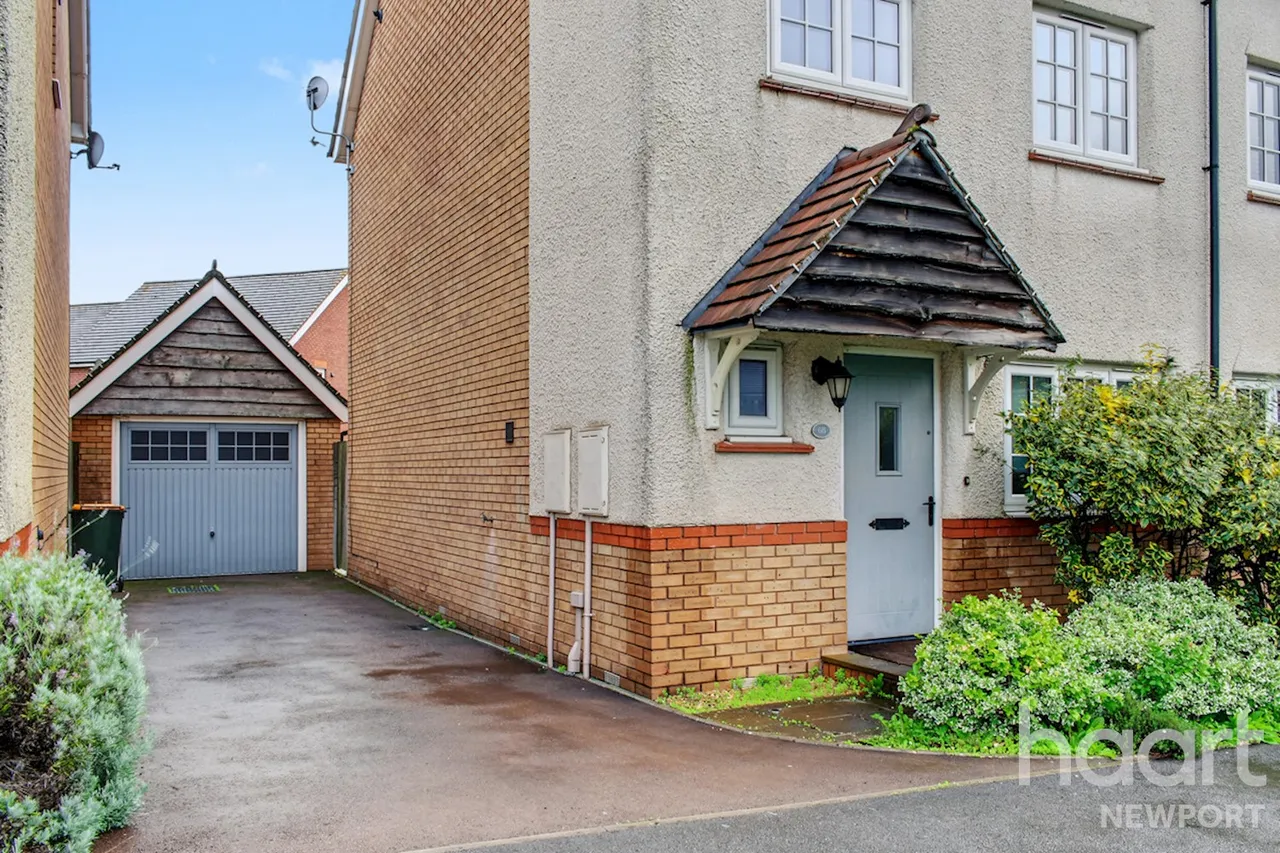 Capel Dewi Hall Road, NP20, photo 35