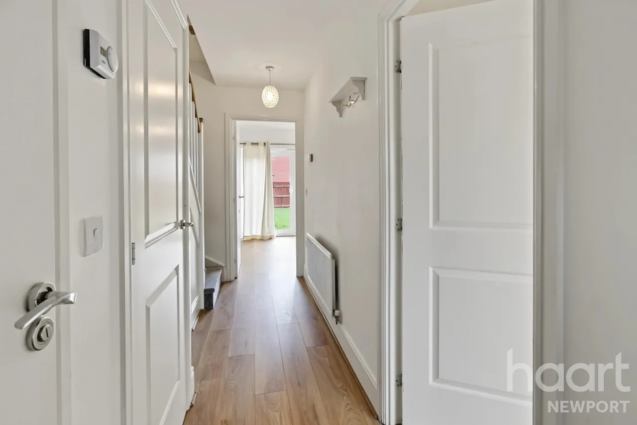 Capel Dewi Hall Road, NP20, photo 4