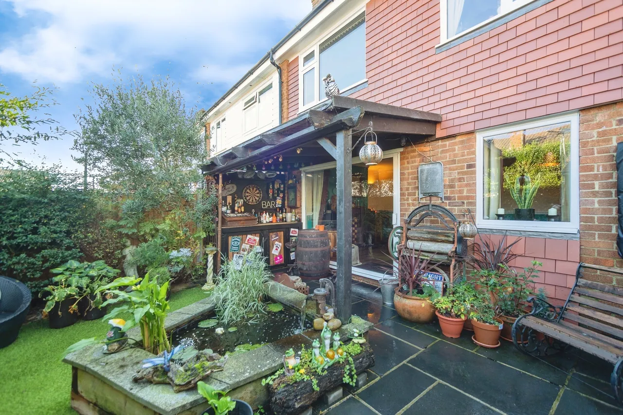Queendown Avenue, Rainham, Gillingham, Kent, ME8, photo 14