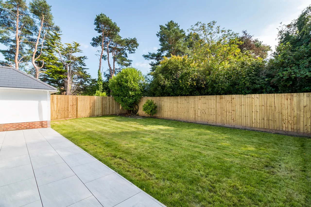 20A Bushmead Drive, Ashley Heath, Ringwood, BH24 2HU, photo 17