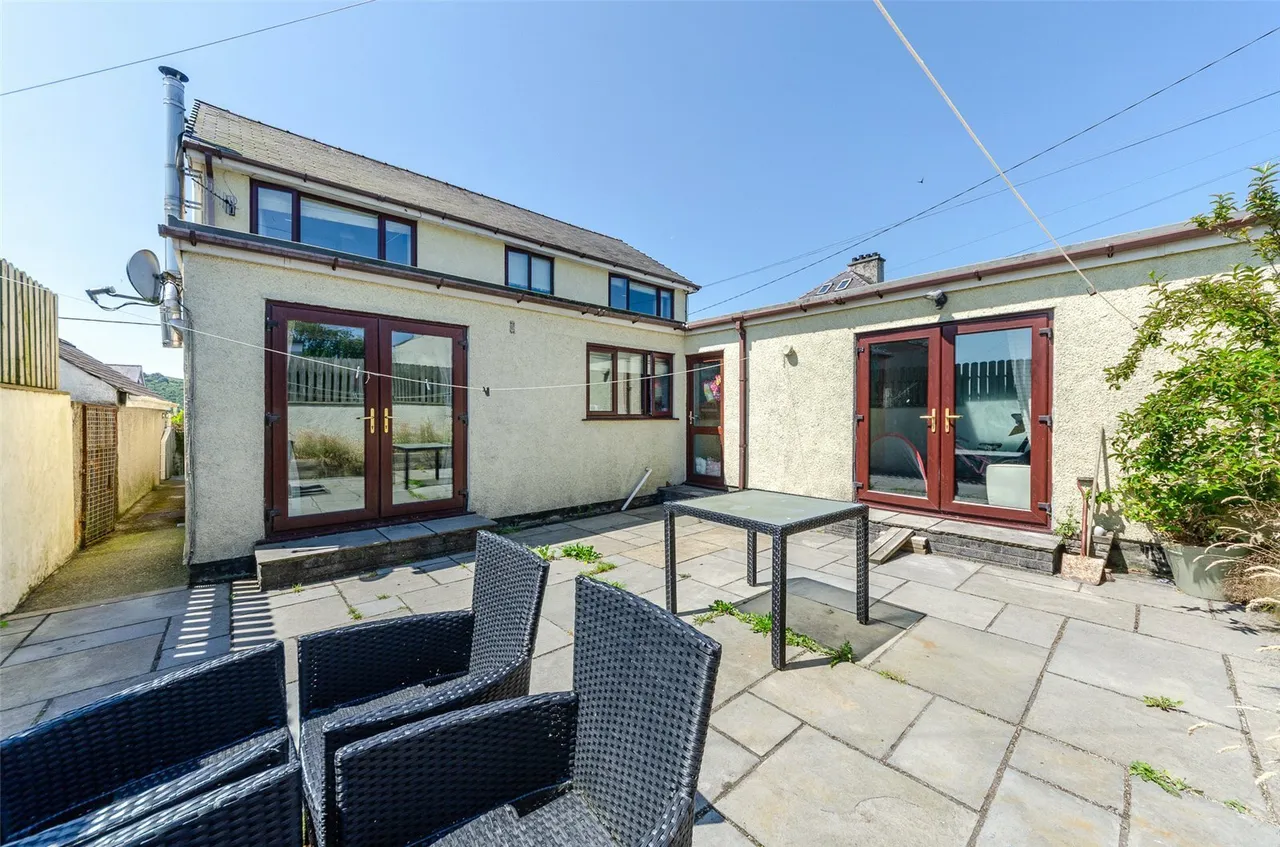 Waunfawr, Caernarfon, LL55, photo 6