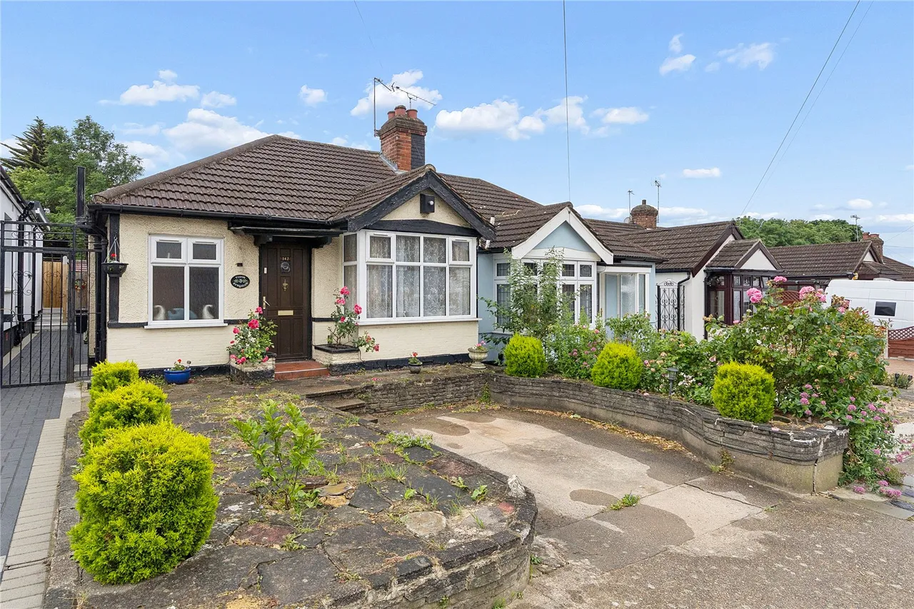 Parkside Avenue, Romford, RM1, photo 12