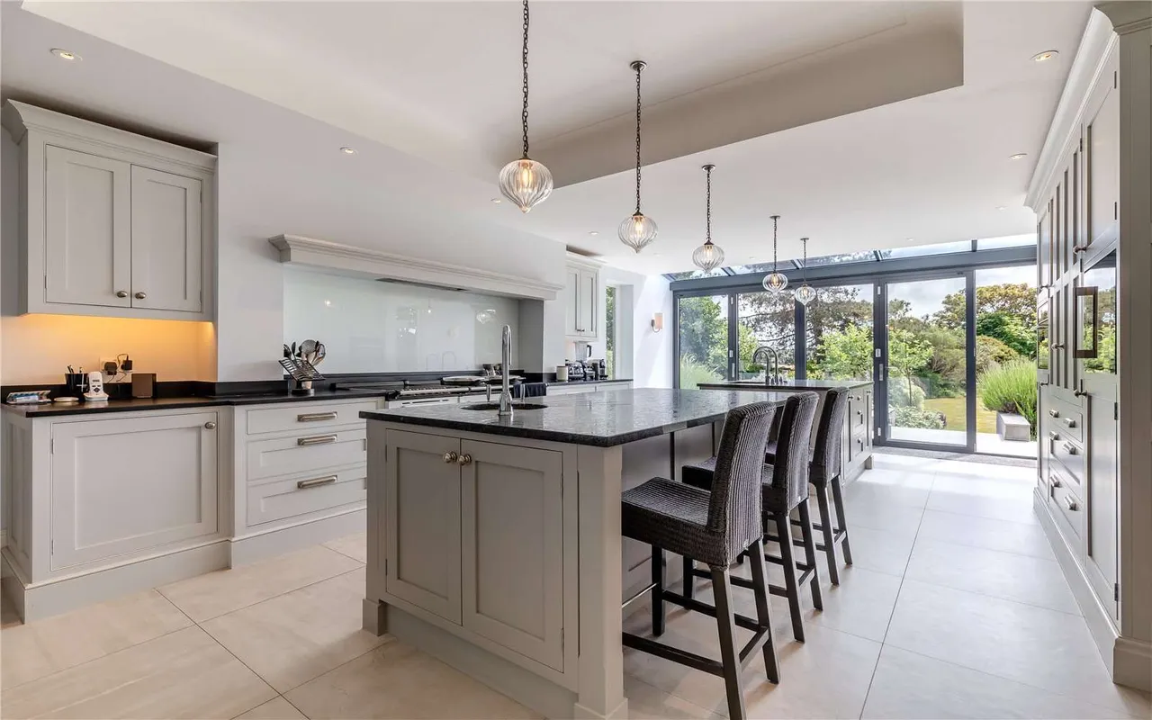 Stanley Road, Hoylake, Wirral, Merseyside, CH47 1HN, photo 4