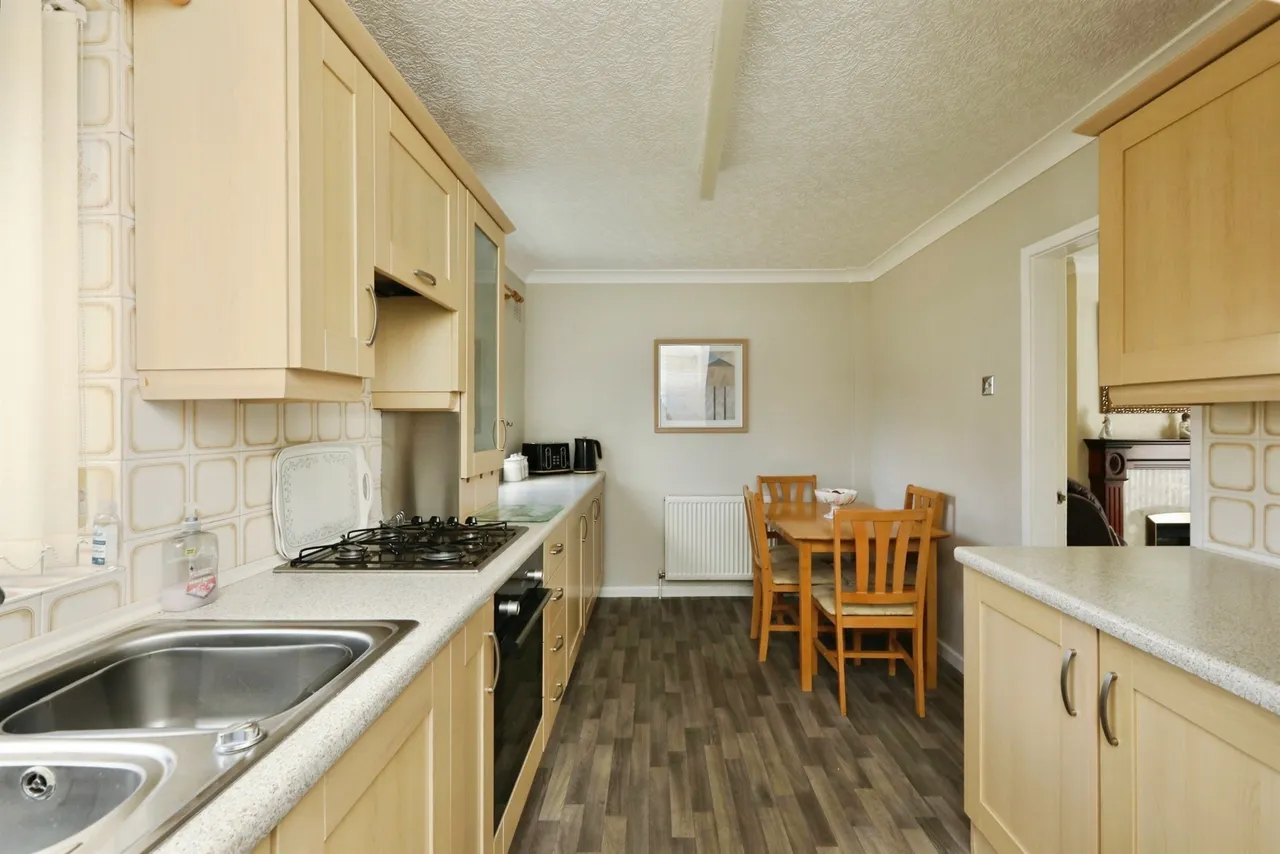 Masefield Place, Worksop, photo 4