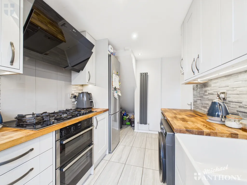 Honour Close, Aylesbury, HP20, photo 4