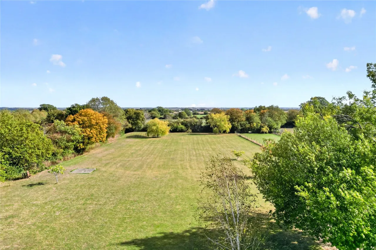 Pinkuah Lane, Pentlow, CO10, photo 20