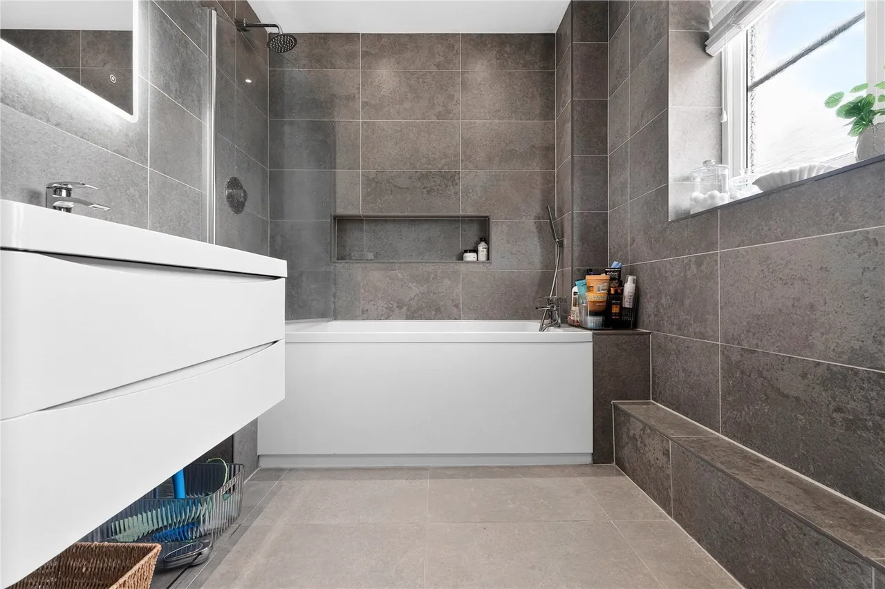 Pinkuah Lane, Pentlow, CO10, photo 15