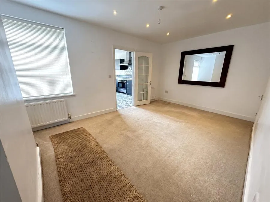 Frimley Road, Camberley, GU15, photo 3