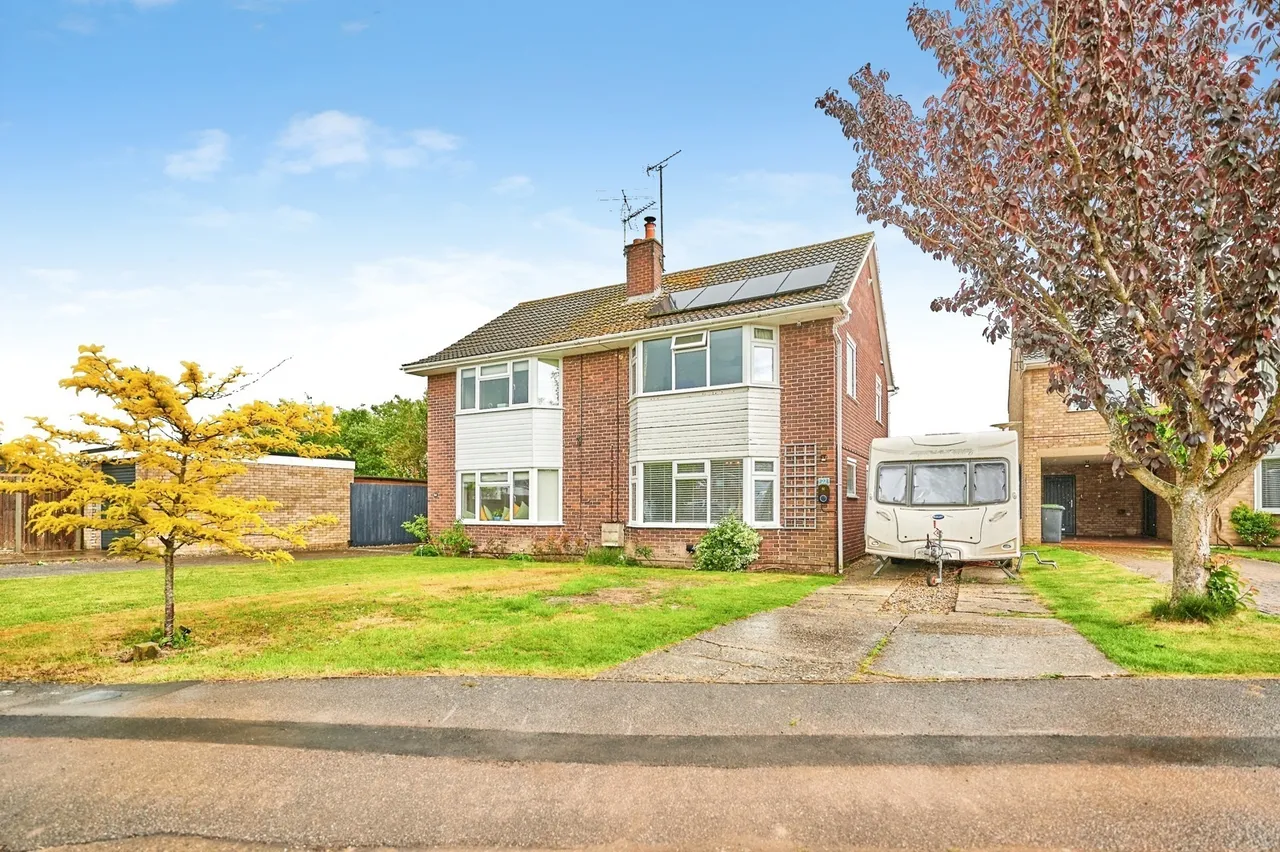 3 bed house for sale — Orchard Way, Burwell, Cambridge, Cambridgeshire, CB25
