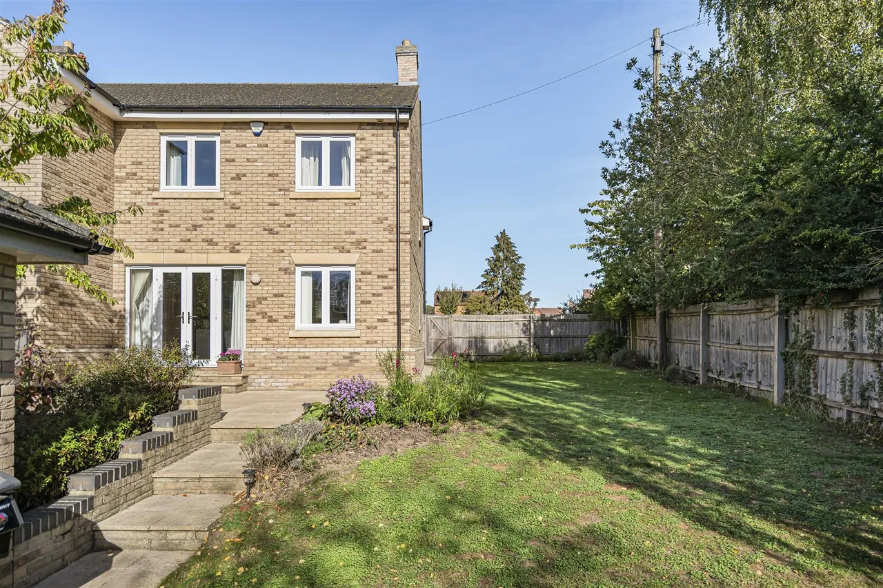 High Street, Linton, CB21, photo 31