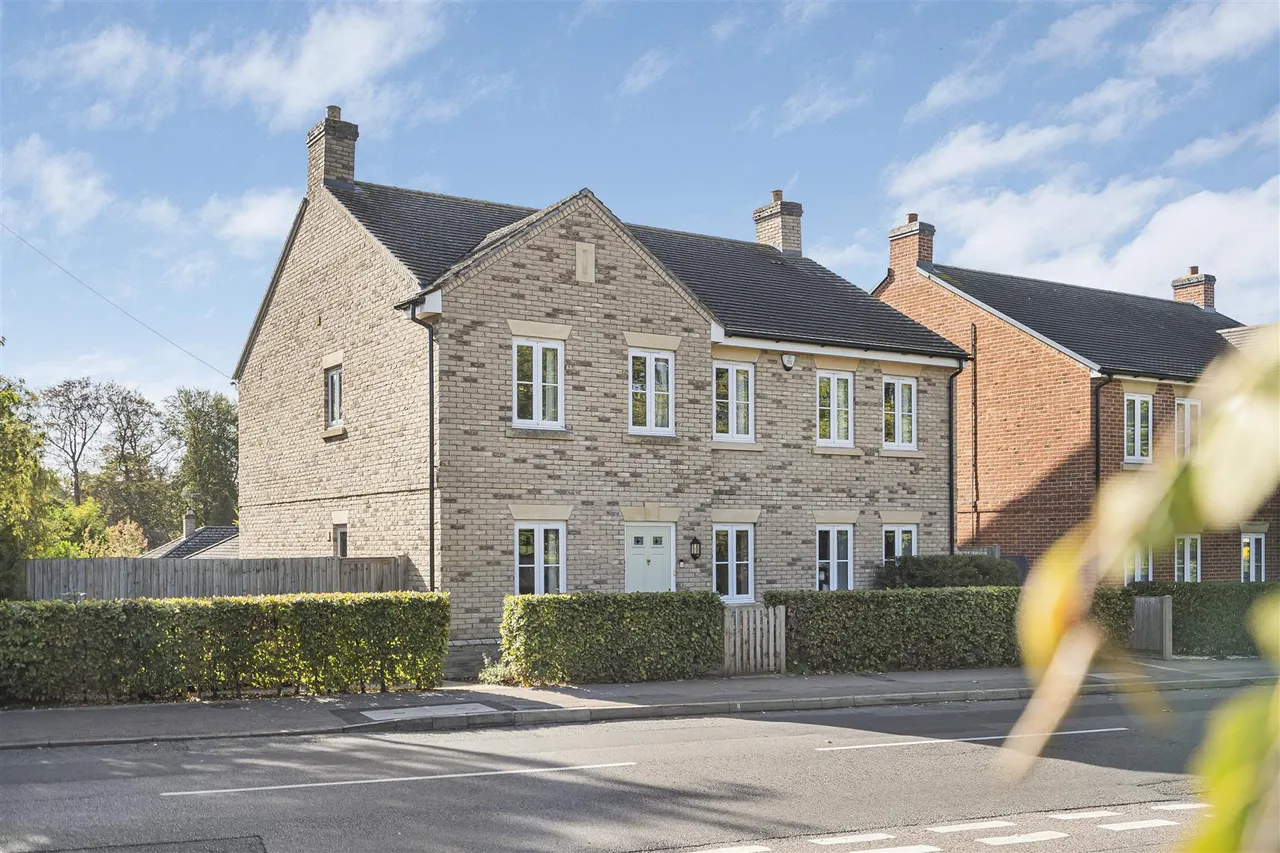 High Street, Linton, CB21, photo 34