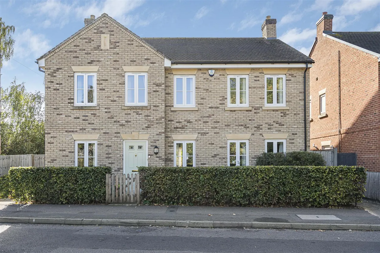 High Street, Linton, CB21, photo 35