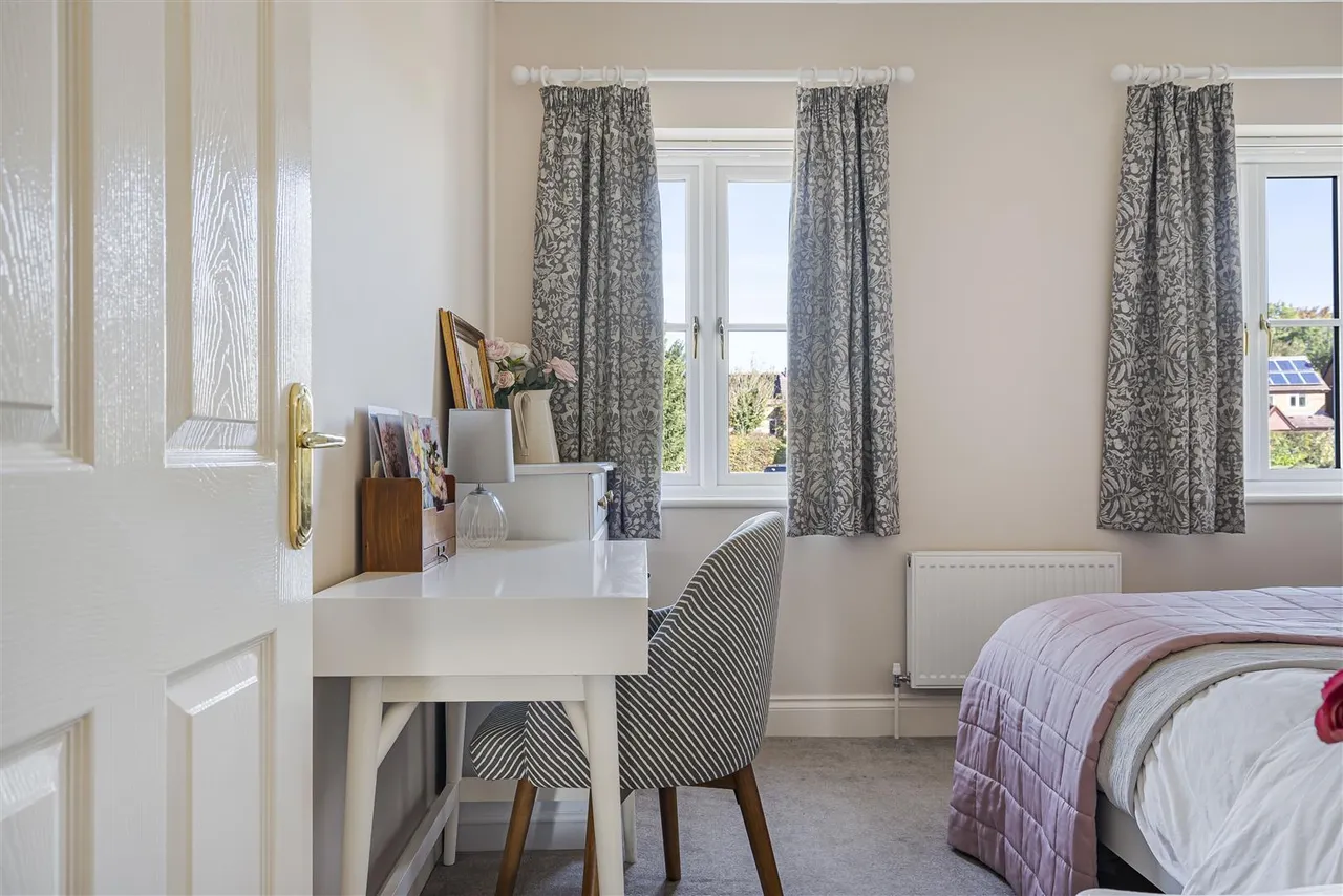 High Street, Linton, CB21, photo 24