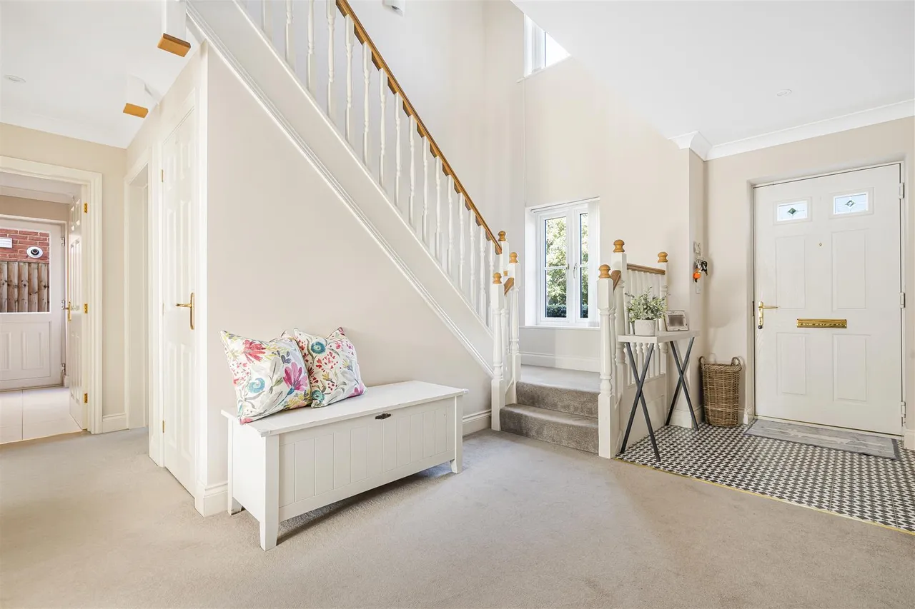 High Street, Linton, CB21, photo 12