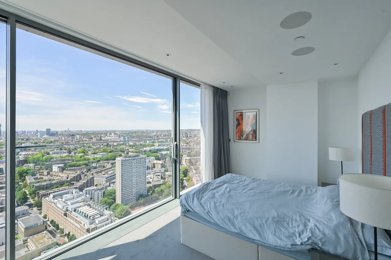 Apartment 230, Carrara Tower, LONDON, photo 5