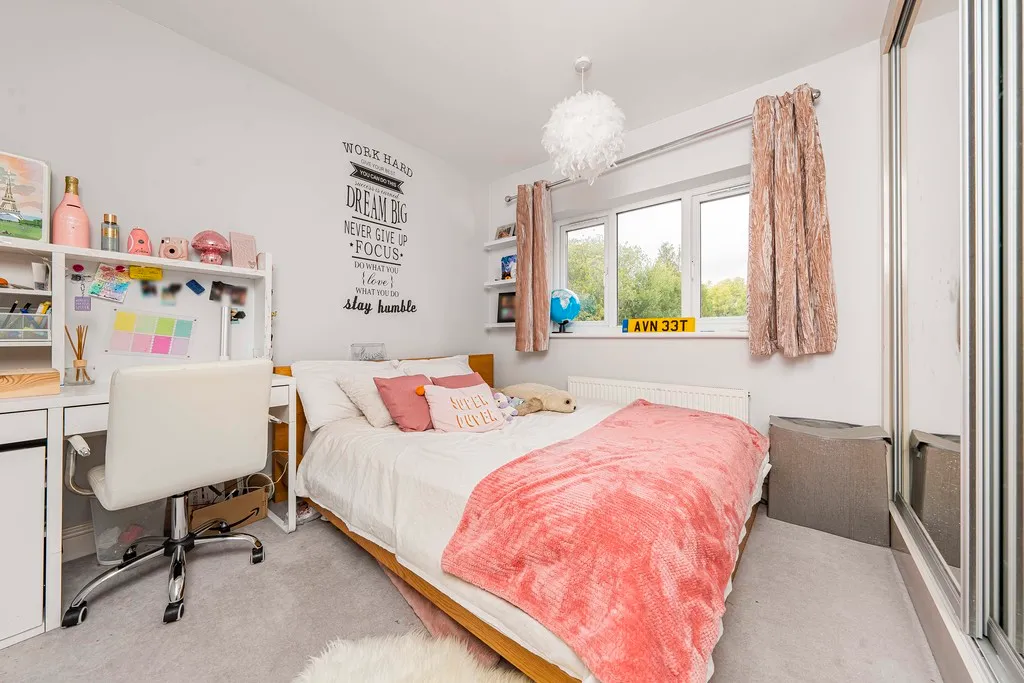 Hercies Road, Hillingdon, photo 9