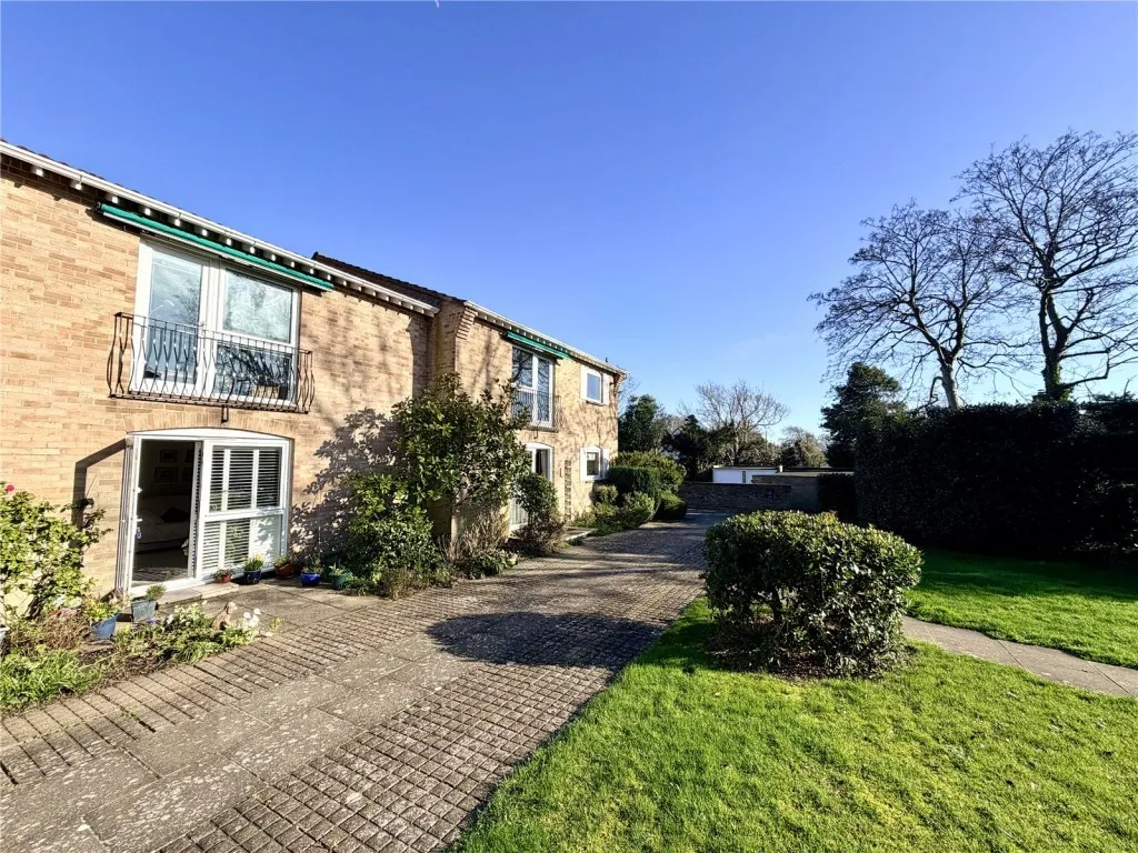 Belmore Lane, Lymington, photo 13