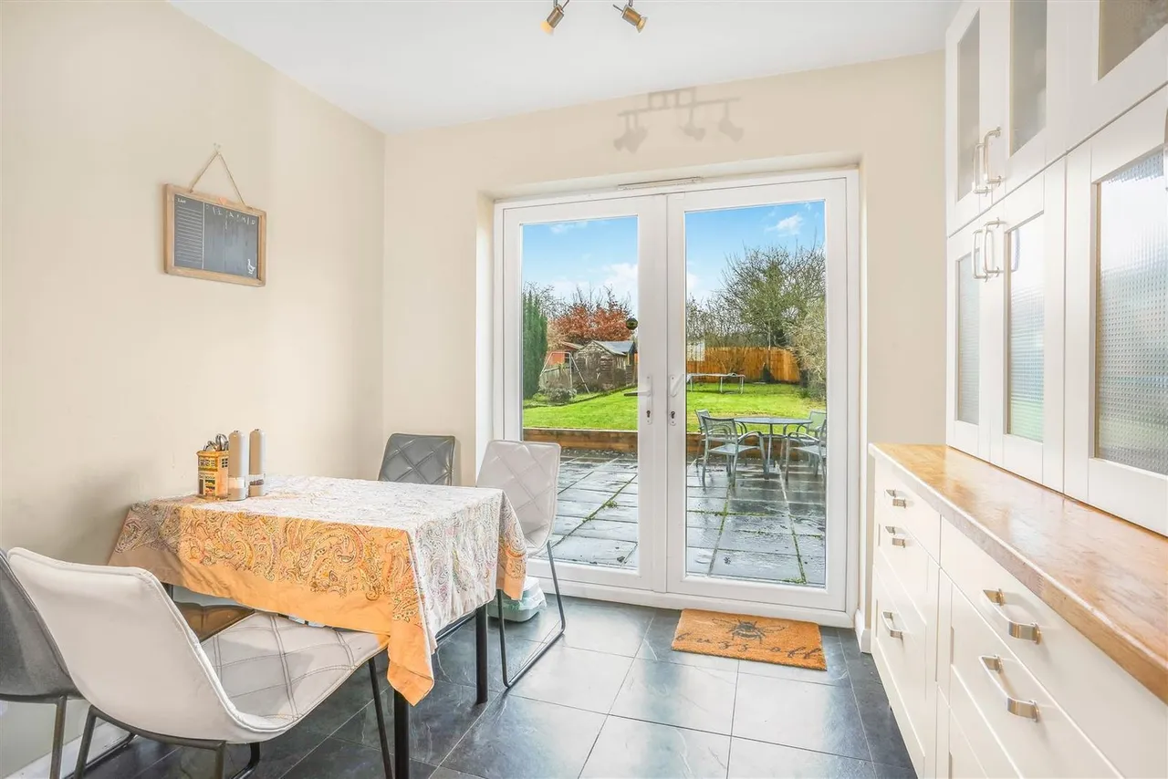 Northey Avenue, South Cheam, SM2 7HR, photo 10