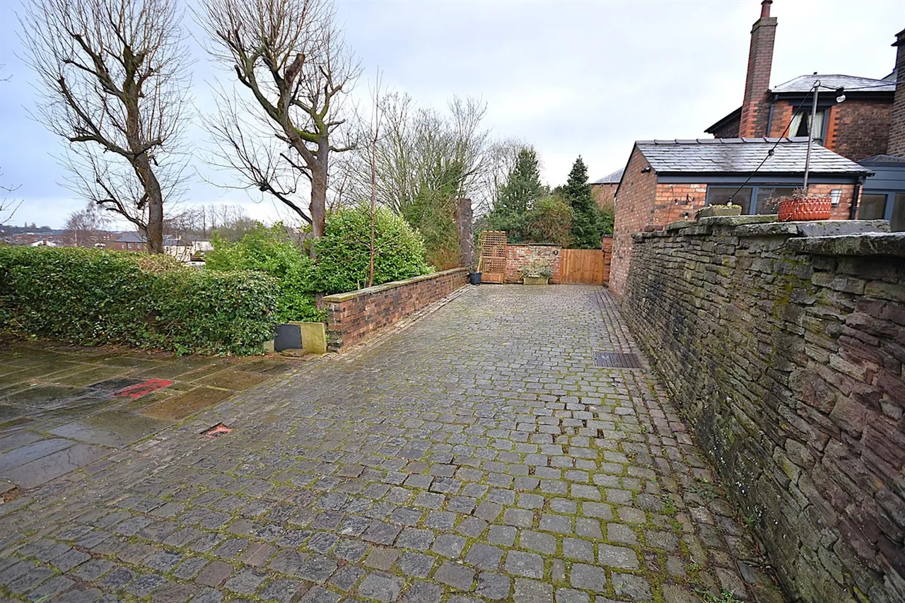 Byrons Lane, Macclesfield, photo 19