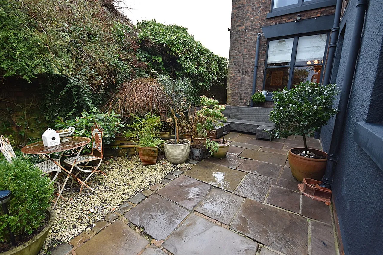 Byrons Lane, Macclesfield, photo 17