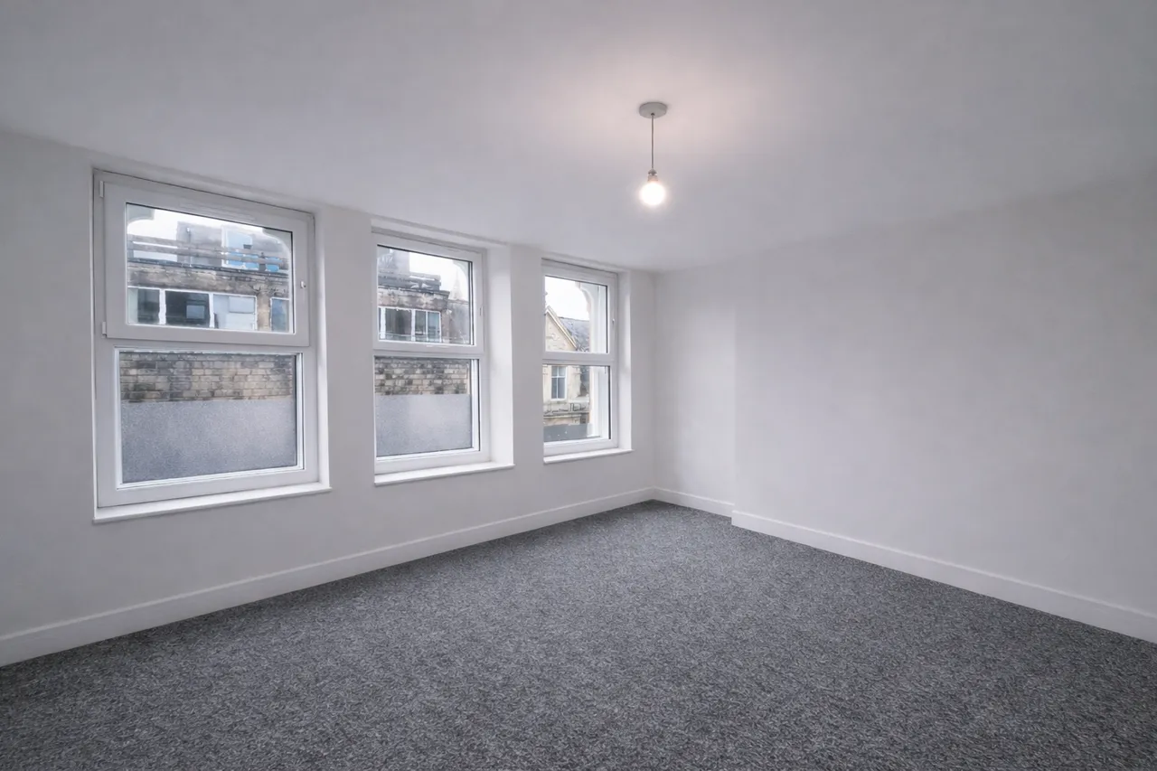 Commercial Street, Newport, NP20, photo 3