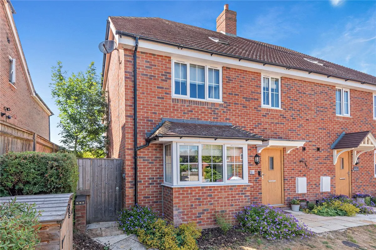 4 bed house for sale, Folly Court, Cold Ash, RG18