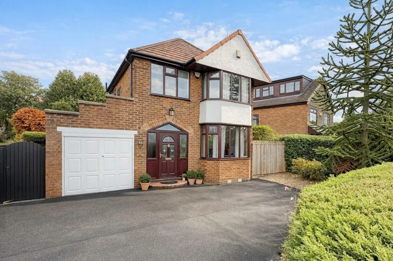 3 bed house for sale — Waterloo Road, Pudsey
