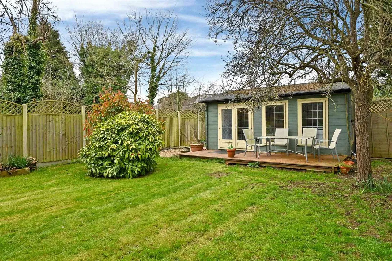 Slough Road, Datchet, SL3, photo 16
