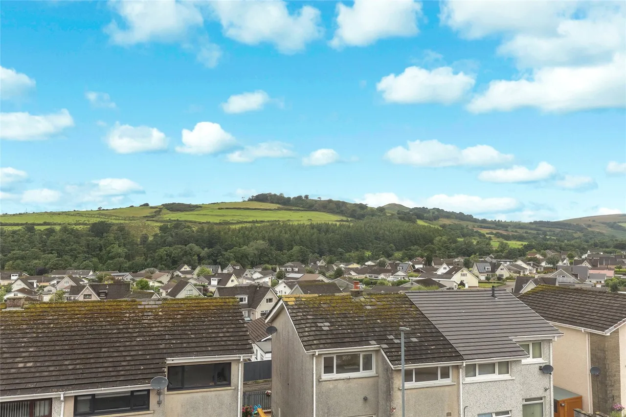 Windsor Gardens, Largs, North Ayrshire, KA30, photo 14