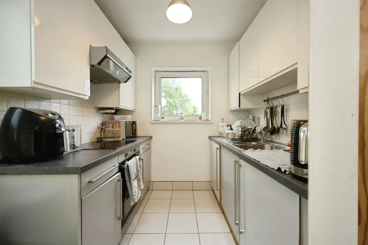 Stonehaven Road, Aylesbury, photo 9