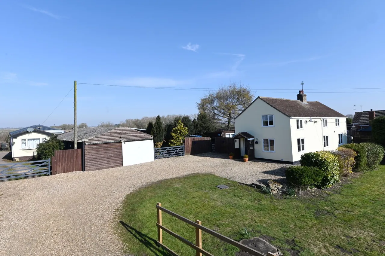 The Drove, Barroway Drove, PE38, photo 2