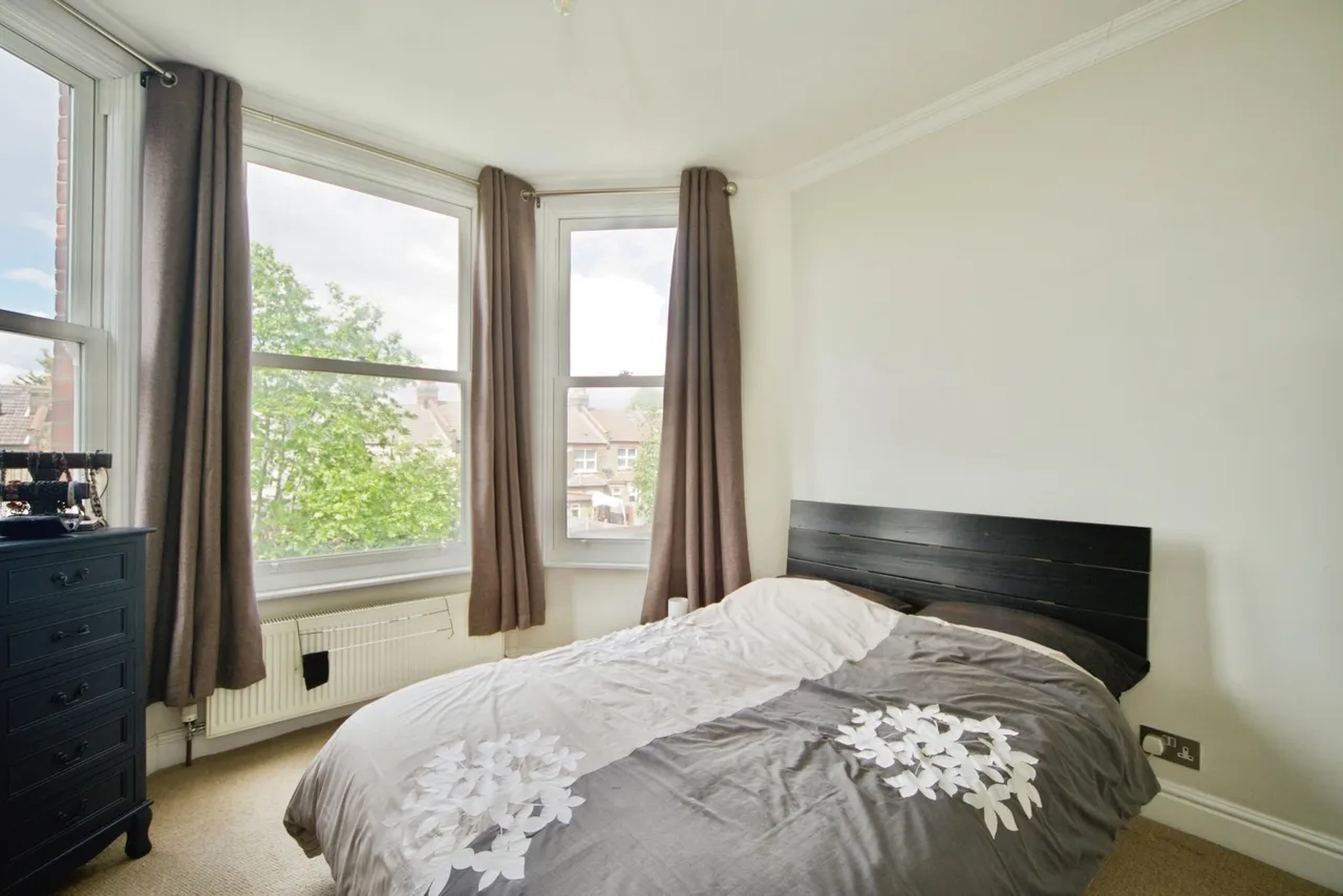 Arcadian Gardens, London, N22, photo 5