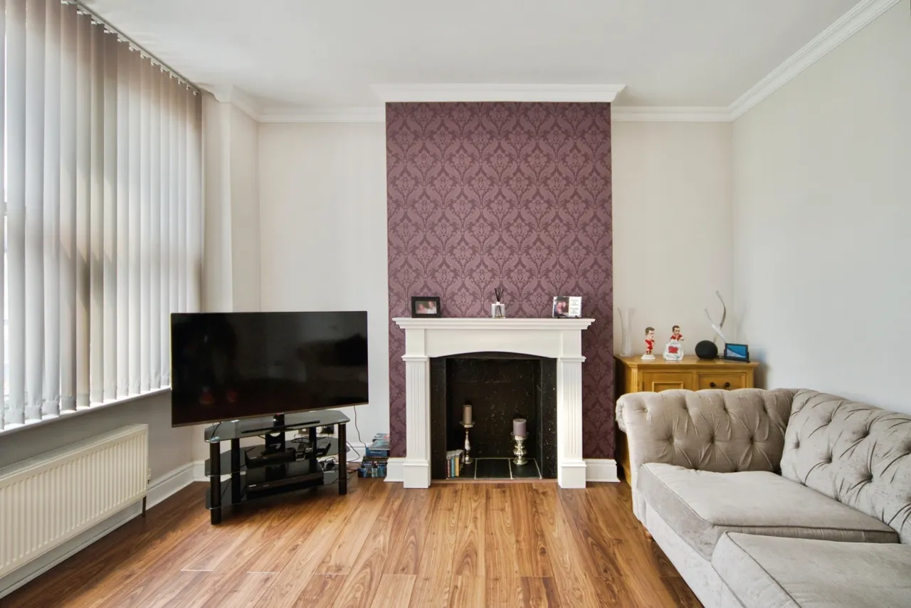 Arcadian Gardens, London, N22, photo 3