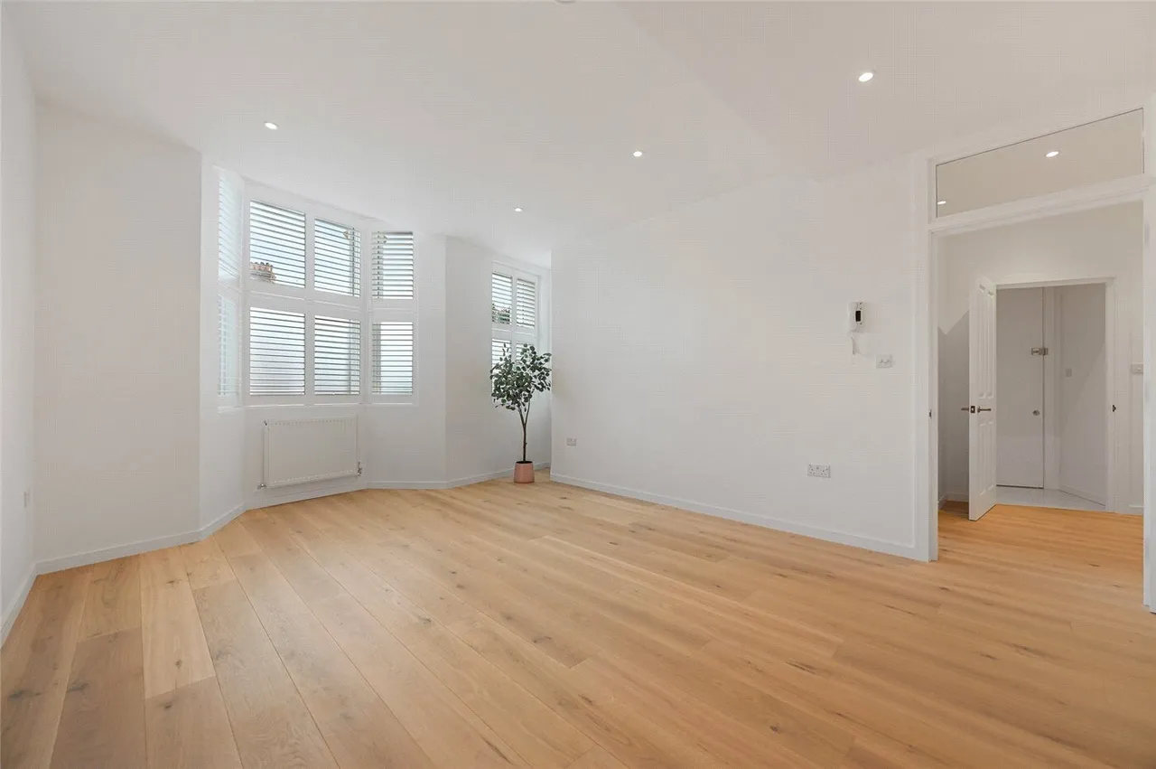 Jeddo Road, London, W12, photo 12