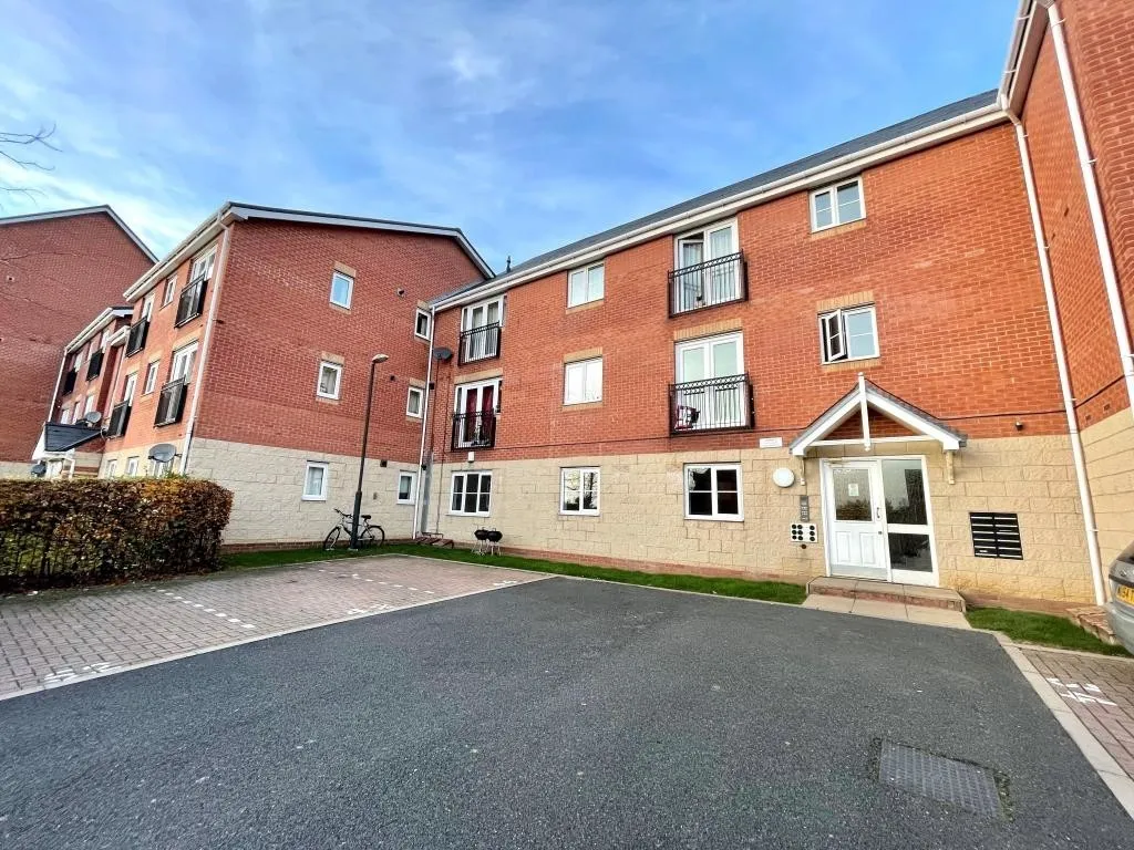 2 bed property to rent — Thackhall Street, Coventry