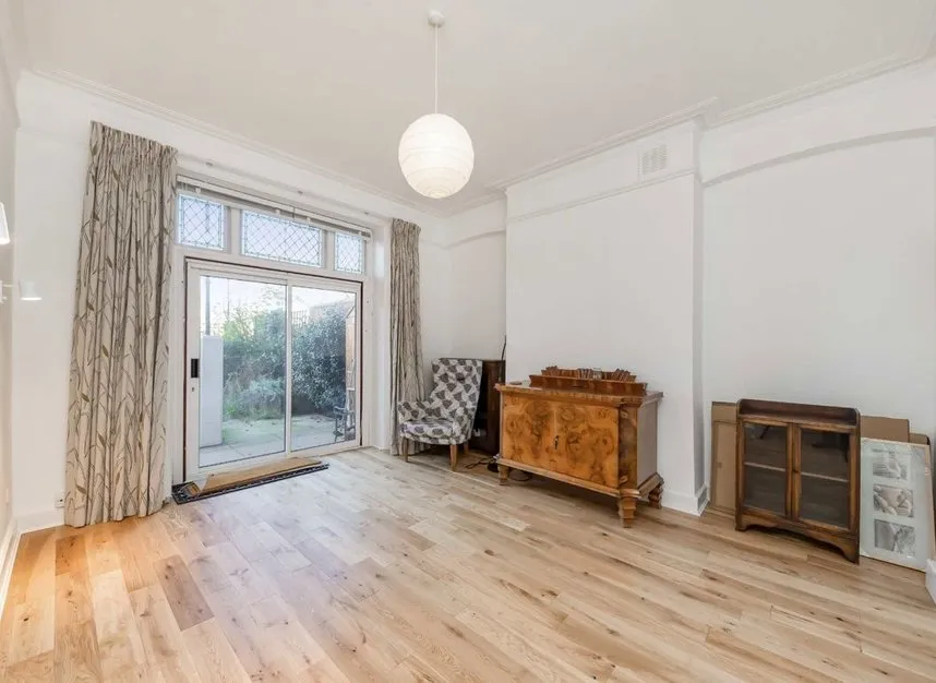 Lissenden Gardens, Gospel Oak, NW5, photo 2