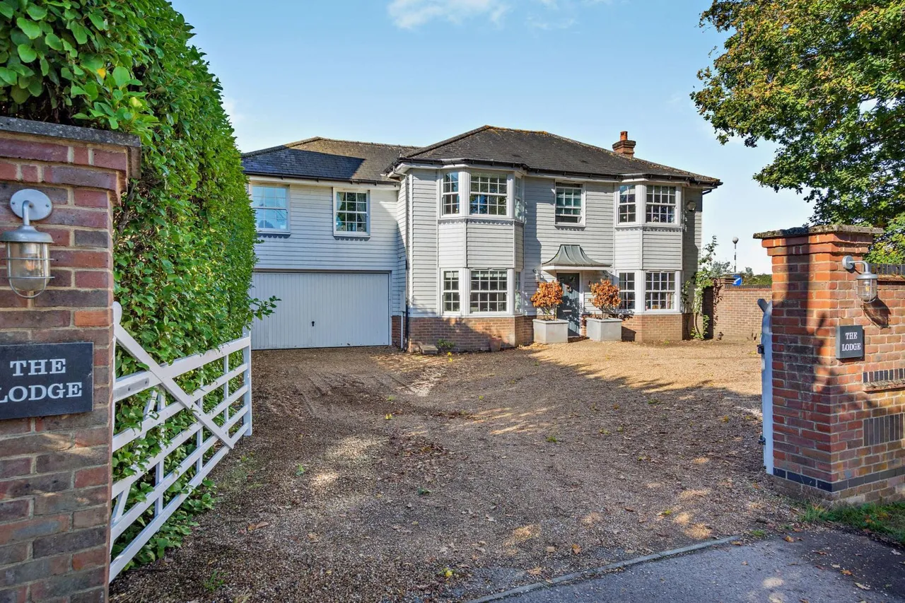 5 bed house for sale, Grange Road, Platt, TN15