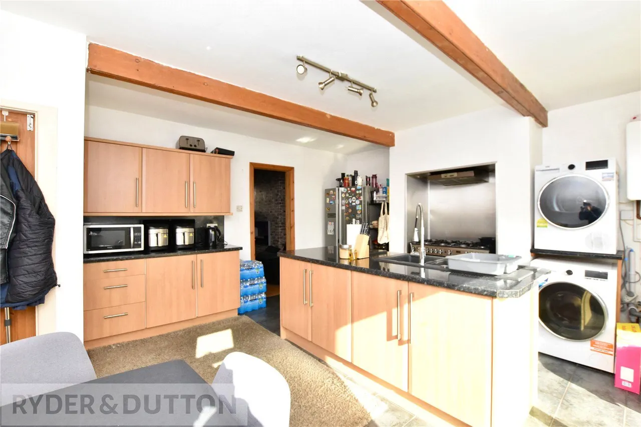 Rochdale Road, Firgrove, OL16, photo 6
