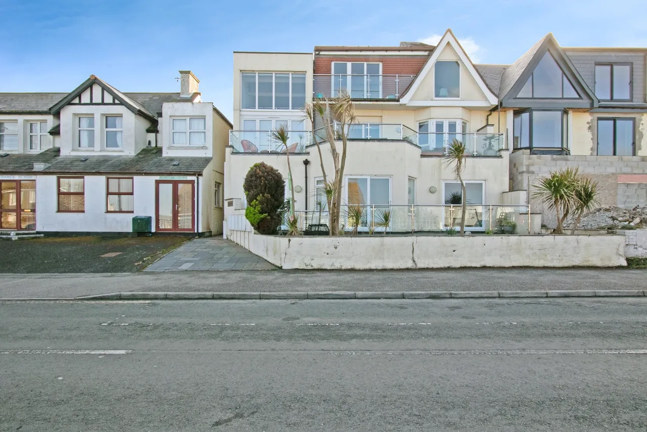 Pentire Avenue, Newquay, TR7, photo 6