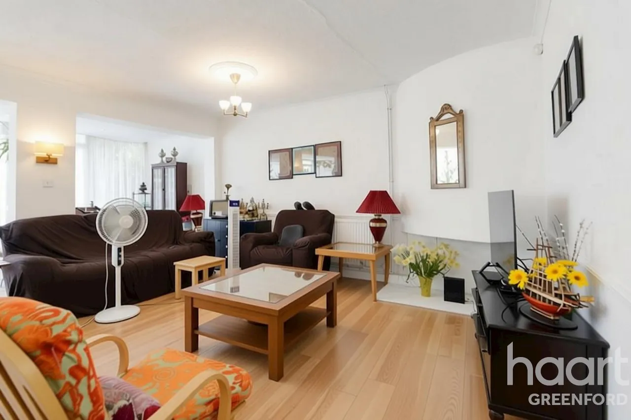 Marnham Crescent, Greenford, UB6, photo 11