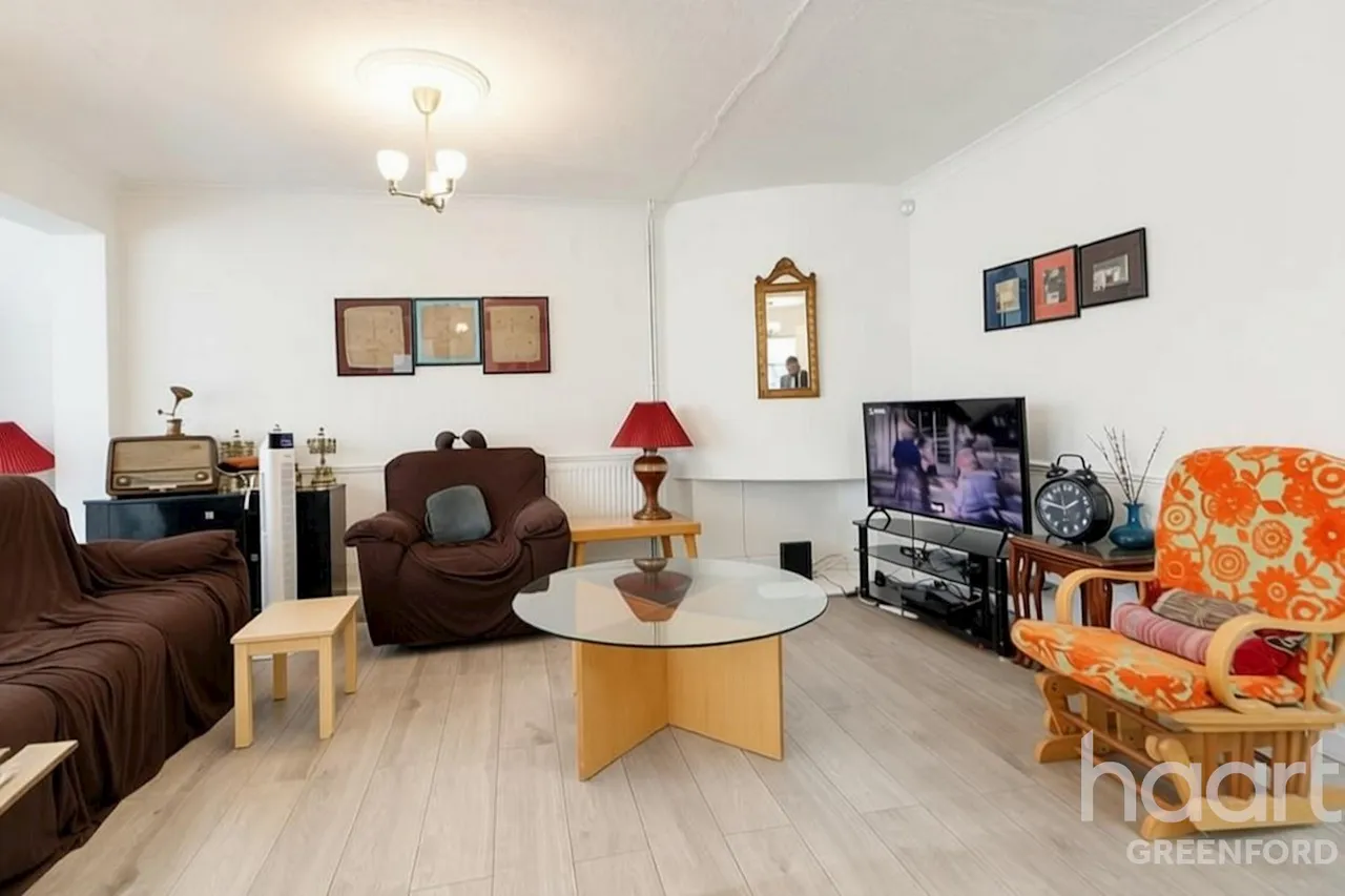 Marnham Crescent, Greenford, UB6, photo 10